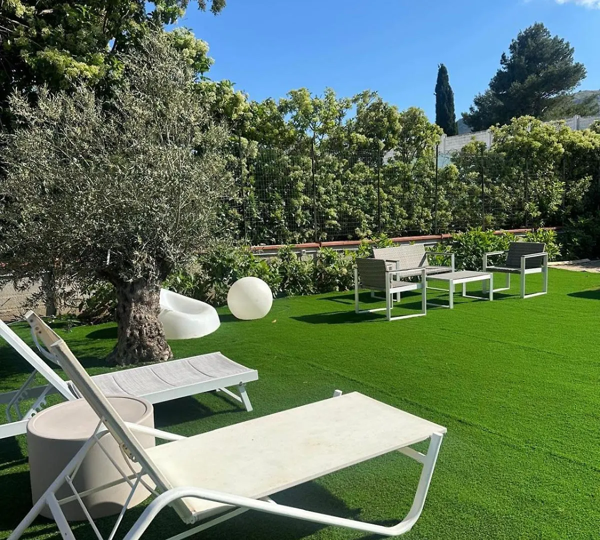 Villa Emma Palermo 0*,